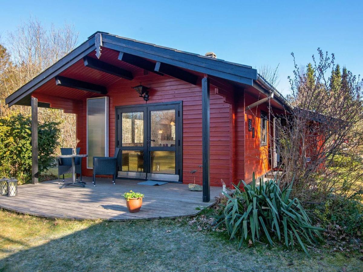 4 Person Holiday Home In Nibe 外观 照片