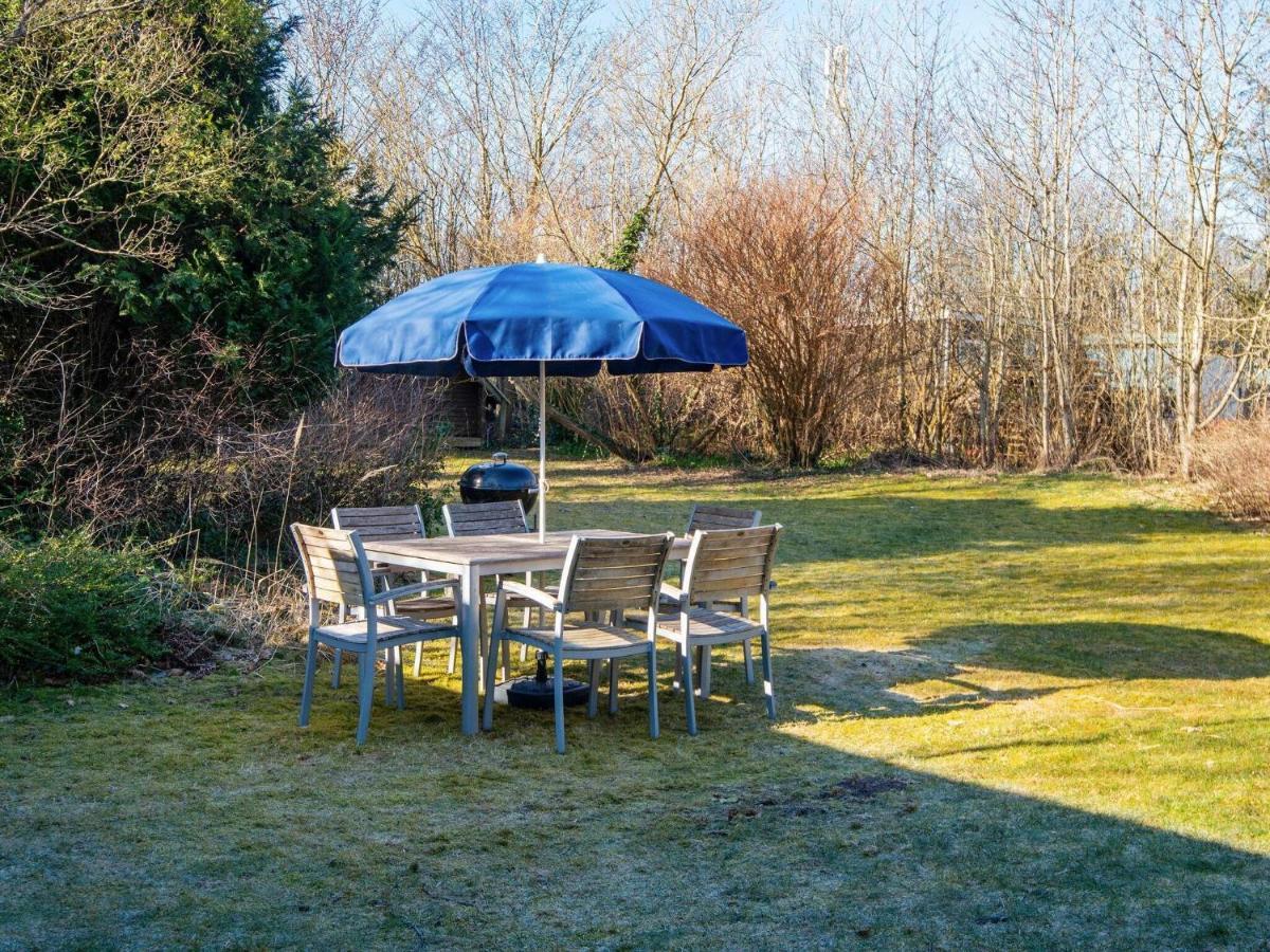 4 Person Holiday Home In Nibe 外观 照片