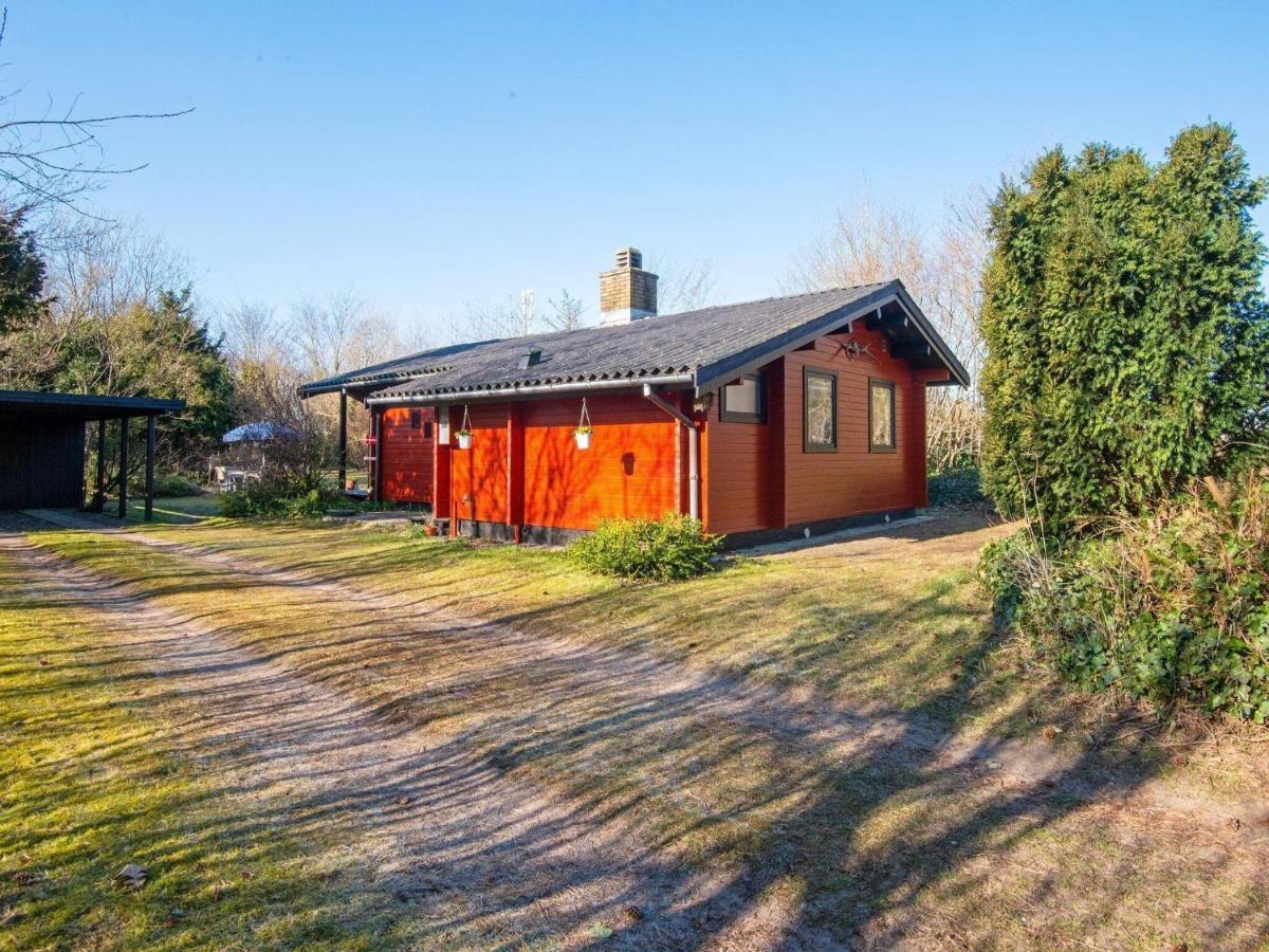 4 Person Holiday Home In Nibe 外观 照片